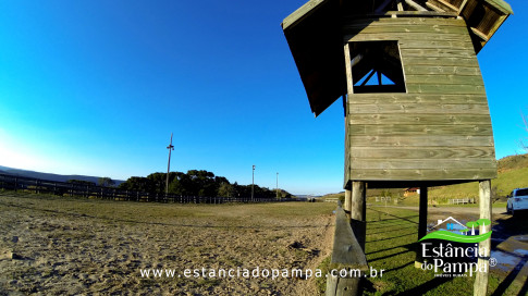 DOS EÓLICOS VIRA P FAZENDA_Moment.00_03_04_07.Quadro395_ab839c7844a5e0aabb114515e46d0027d8021cba.jpg